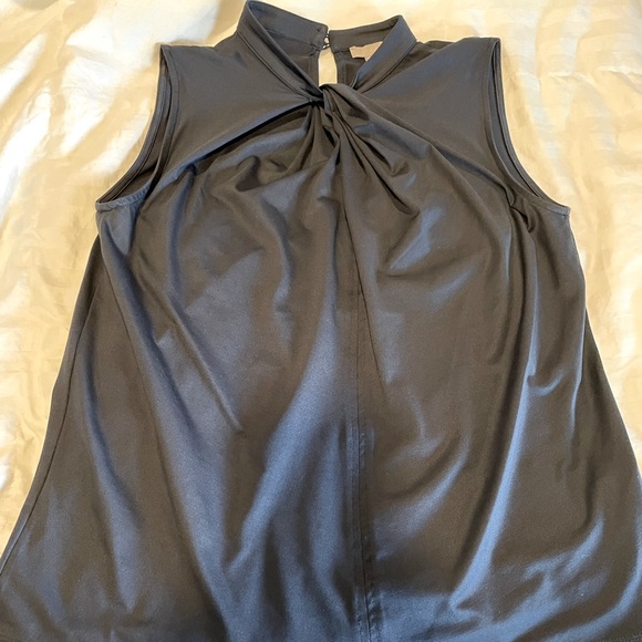 NWOT Navy Blue sleeveless H & M dress shirt with silver buttons 💖💼 Sz Small - Picture 1 of 5